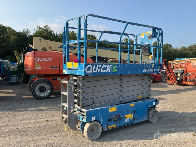 2017 Genie GS4047 Electric Scissor Lift - Saksilava: kuva 2017 Genie GS4047 Electric Scissor Lift - Saksilava 2017 Genie GS4047 Electric Scissor Lift - Saksilava: kuva 2017 Genie GS4047 Electric Scissor Lift - Saksilava
