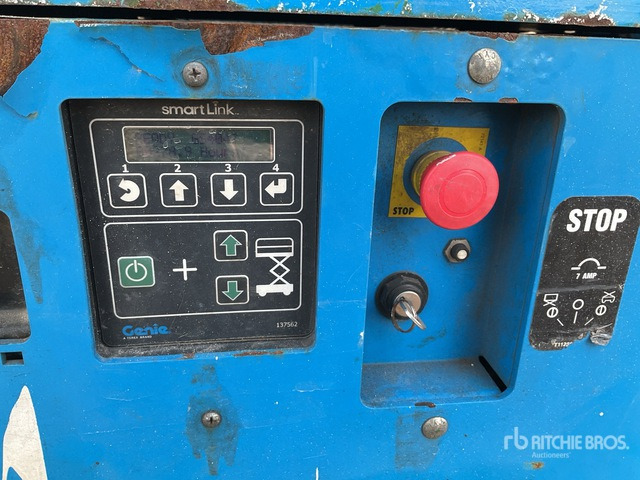 2017 Genie GS4047 Electric Scissor Lift - Saksilava: kuva 2017 Genie GS4047 Electric Scissor Lift - Saksilava 2017 Genie GS4047 Electric Scissor Lift - Saksilava: kuva 2017 Genie GS4047 Electric Scissor Lift - Saksilava