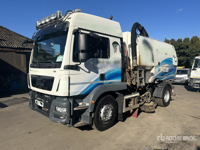 2018 MAN TGM18.290 Johnston Body on Sweeper Truck - Lakaisuauto: kuva 2018 MAN TGM18.290 Johnston Body on Sweeper Truck - Lakaisuauto 2018 MAN TGM18.290 Johnston Body on Sweeper Truck - Lakaisuauto: kuva 2018 MAN TGM18.290 Johnston Body on Sweeper Truck - Lakaisuauto