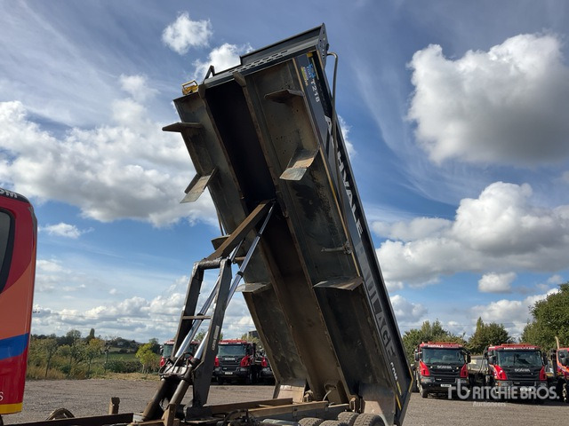 2018 Scania P410 8x4 Twin-Steer Tri/A Dump Truck - Kippiauto kuorma-auto: kuva 2018 Scania P410 8x4 Twin-Steer Tri/A Dump Truck - Kippiauto kuorma-auto 2018 Scania P410 8x4 Twin-Steer Tri/A Dump Truck - Kippiauto kuorma-auto: kuva 2018 Scania P410 8x4 Twin-Steer Tri/A Dump Truck - Kippiauto kuorma-auto