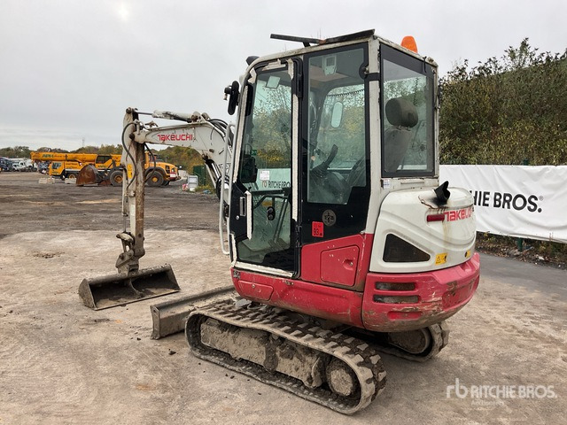 2018 Takeuchi TB230 Mini Excavator: <6.6t - Minikuormaaja: kuva 2018 Takeuchi TB230 Mini Excavator: <6.6t - Minikuormaaja 2018 Takeuchi TB230 Mini Excavator: <6.6t - Minikuormaaja: kuva 2018 Takeuchi TB230 Mini Excavator: <6.6t - Minikuormaaja