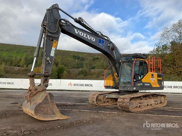 2020 Volvo EC220EL Tracked Excavator - Telakaivukone: kuva 2020 Volvo EC220EL Tracked Excavator - Telakaivukone 2020 Volvo EC220EL Tracked Excavator - Telakaivukone: kuva 2020 Volvo EC220EL Tracked Excavator - Telakaivukone
