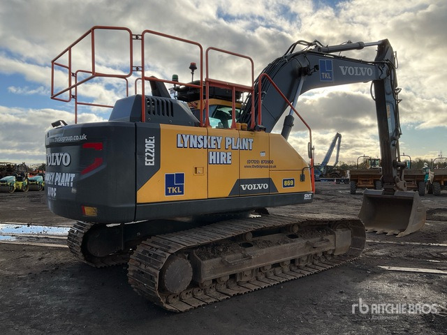 2020 Volvo EC220EL Tracked Excavator - Telakaivukone: kuva 2020 Volvo EC220EL Tracked Excavator - Telakaivukone 2020 Volvo EC220EL Tracked Excavator - Telakaivukone: kuva 2020 Volvo EC220EL Tracked Excavator - Telakaivukone
