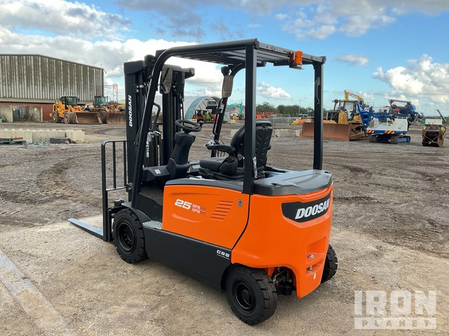 2023 Doosan B25X-7 PLUS 2500 kg (Unused) Electric Forklift - Sähkötrukki: kuva 2023 Doosan B25X-7 PLUS 2500 kg (Unused) Electric Forklift - Sähkötrukki 2023 Doosan B25X-7 PLUS 2500 kg (Unused) Electric Forklift - Sähkötrukki: kuva 2023 Doosan B25X-7 PLUS 2500 kg (Unused) Electric Forklift - Sähkötrukki