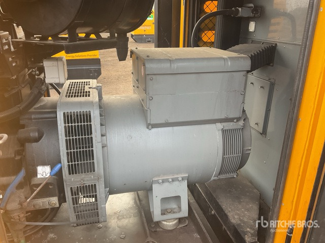 2015 Sdmo R165C3 150 kVA Skid-Mounted Generator Set - Muut kone: kuva 2015 Sdmo R165C3 150 kVA Skid-Mounted Generator Set - Muut kone 2015 Sdmo R165C3 150 kVA Skid-Mounted Generator Set - Muut kone: kuva 2015 Sdmo R165C3 150 kVA Skid-Mounted Generator Set - Muut kone