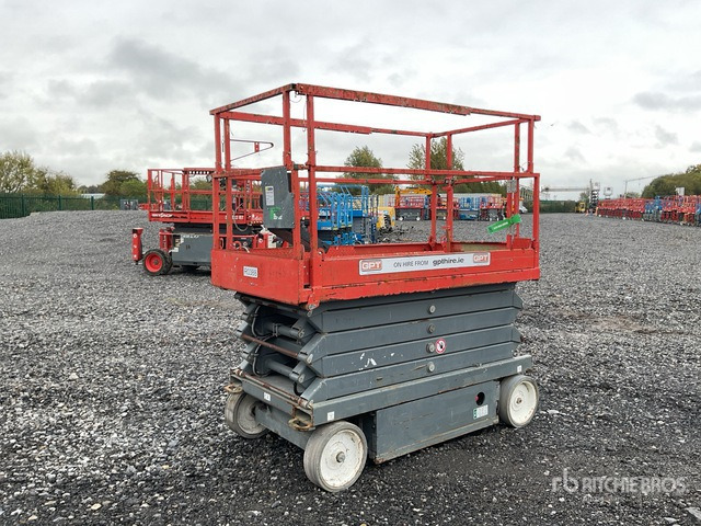 Skyjack SJ4632 Scissor Lift - Saksilava: kuva Skyjack SJ4632 Scissor Lift - Saksilava Skyjack SJ4632 Scissor Lift - Saksilava: kuva Skyjack SJ4632 Scissor Lift - Saksilava