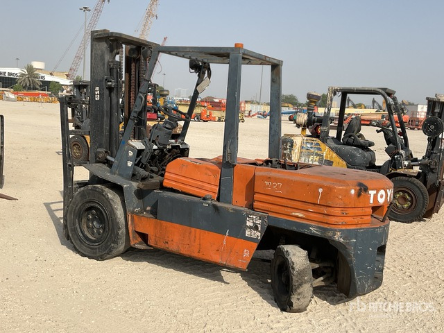 1995 Toyota 5FDA50 5 ton (Inoperable) Forklift - Dieseltrukki: kuva 1995 Toyota 5FDA50 5 ton (Inoperable) Forklift - Dieseltrukki 1995 Toyota 5FDA50 5 ton (Inoperable) Forklift - Dieseltrukki: kuva 1995 Toyota 5FDA50 5 ton (Inoperable) Forklift - Dieseltrukki