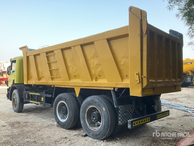 1999 Scania 380 6x4 (Inoperable) T/A Dump Truck - Kippiauto kuorma-auto: kuva 1999 Scania 380 6x4 (Inoperable) T/A Dump Truck - Kippiauto kuorma-auto 1999 Scania 380 6x4 (Inoperable) T/A Dump Truck - Kippiauto kuorma-auto: kuva 1999 Scania 380 6x4 (Inoperable) T/A Dump Truck - Kippiauto kuorma-auto