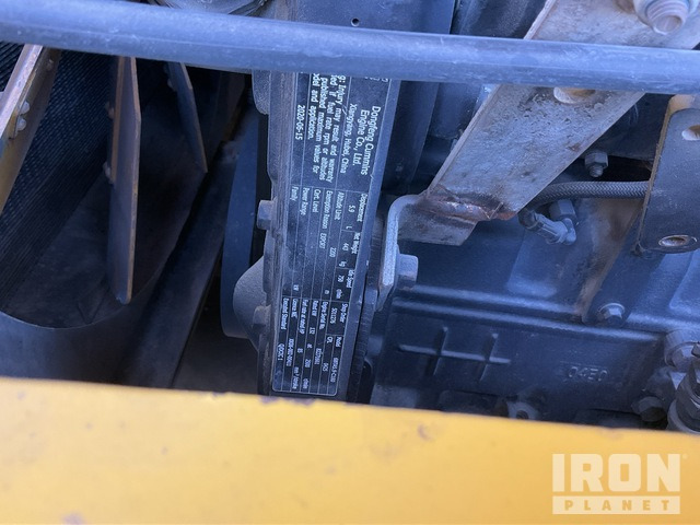 2005 Hyster H18.00XM-12EC 9000 kg Empty Container Handler - Konttien käsittelylaitteet: kuva 2005 Hyster H18.00XM-12EC 9000 kg Empty Container Handler - Konttien käsittelylaitteet 2005 Hyster H18.00XM-12EC 9000 kg Empty Container Handler - Konttien käsittelylaitteet: kuva 2005 Hyster H18.00XM-12EC 9000 kg Empty Container Handler - Konttien käsittelylaitteet