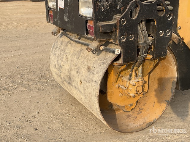 2006 Cat CB114 Double Drum Roller - Tiejyrä: kuva 2006 Cat CB114 Double Drum Roller - Tiejyrä 2006 Cat CB114 Double Drum Roller - Tiejyrä: kuva 2006 Cat CB114 Double Drum Roller - Tiejyrä