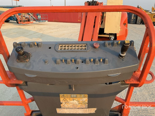 2007 JLG 450AJ 4WD Diesel Articulating Boom Lift - Puomilava: kuva 2007 JLG 450AJ 4WD Diesel Articulating Boom Lift - Puomilava 2007 JLG 450AJ 4WD Diesel Articulating Boom Lift - Puomilava: kuva 2007 JLG 450AJ 4WD Diesel Articulating Boom Lift - Puomilava