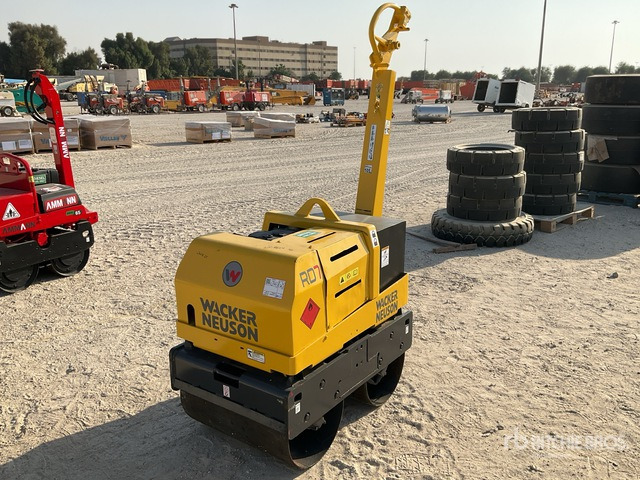 2007 Wacker RD7H-S (Inoperable) Walk Behind Roller - Minijyrä: kuva 2007 Wacker RD7H-S (Inoperable) Walk Behind Roller - Minijyrä 2007 Wacker RD7H-S (Inoperable) Walk Behind Roller - Minijyrä: kuva 2007 Wacker RD7H-S (Inoperable) Walk Behind Roller - Minijyrä