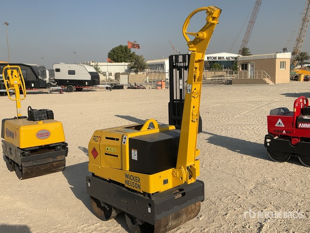 2007 Wacker RD7H-S (Inoperable) Walk Behind Roller - Minijyrä: kuva 2007 Wacker RD7H-S (Inoperable) Walk Behind Roller - Minijyrä 2007 Wacker RD7H-S (Inoperable) Walk Behind Roller - Minijyrä: kuva 2007 Wacker RD7H-S (Inoperable) Walk Behind Roller - Minijyrä