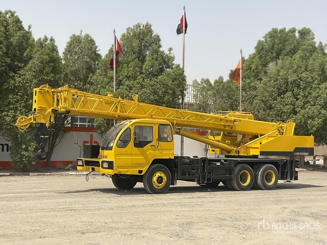 2007 XCMG QY20 20 ton 6x4 Hydraulic Truck Crane - Ajoneuvonosturi: kuva 2007 XCMG QY20 20 ton 6x4 Hydraulic Truck Crane - Ajoneuvonosturi 2007 XCMG QY20 20 ton 6x4 Hydraulic Truck Crane - Ajoneuvonosturi: kuva 2007 XCMG QY20 20 ton 6x4 Hydraulic Truck Crane - Ajoneuvonosturi