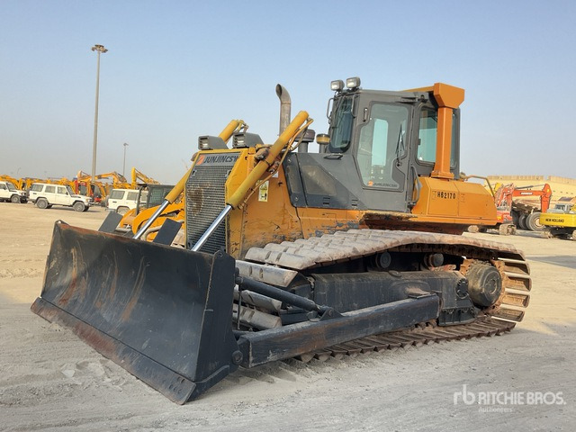 2008 Komatsu D65PX-15 - Puskutraktori: kuva 2008 Komatsu D65PX-15 - Puskutraktori 2008 Komatsu D65PX-15 - Puskutraktori: kuva 2008 Komatsu D65PX-15 - Puskutraktori