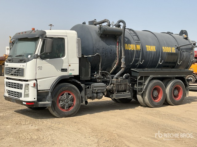 2008 Volvo FM400 6x4 20000 L Vacuum Tanker Truck - Puhtaanpitoauto: kuva 2008 Volvo FM400 6x4 20000 L Vacuum Tanker Truck - Puhtaanpitoauto 2008 Volvo FM400 6x4 20000 L Vacuum Tanker Truck - Puhtaanpitoauto: kuva 2008 Volvo FM400 6x4 20000 L Vacuum Tanker Truck - Puhtaanpitoauto