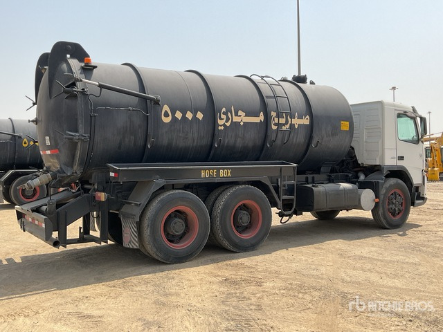 2008 Volvo FM400 6x4 20000 Liters Vacuum Tanker Truck - Puhtaanpitoauto: kuva 2008 Volvo FM400 6x4 20000 Liters Vacuum Tanker Truck - Puhtaanpitoauto 2008 Volvo FM400 6x4 20000 Liters Vacuum Tanker Truck - Puhtaanpitoauto: kuva 2008 Volvo FM400 6x4 20000 Liters Vacuum Tanker Truck - Puhtaanpitoauto