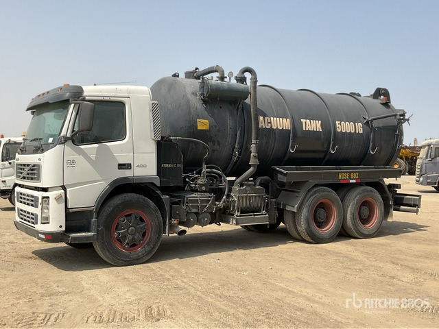 2008 Volvo FM400 6x4 20000 Liters Vacuum Tanker Truck - Puhtaanpitoauto: kuva 2008 Volvo FM400 6x4 20000 Liters Vacuum Tanker Truck - Puhtaanpitoauto 2008 Volvo FM400 6x4 20000 Liters Vacuum Tanker Truck - Puhtaanpitoauto: kuva 2008 Volvo FM400 6x4 20000 Liters Vacuum Tanker Truck - Puhtaanpitoauto