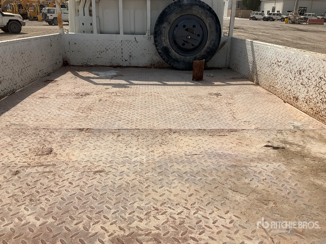 2010 Mitsubishi Canter 4x2 Crew Cab Flatbed Truck - Lava-kuorma-auto: kuva 2010 Mitsubishi Canter 4x2 Crew Cab Flatbed Truck - Lava-kuorma-auto 2010 Mitsubishi Canter 4x2 Crew Cab Flatbed Truck - Lava-kuorma-auto: kuva 2010 Mitsubishi Canter 4x2 Crew Cab Flatbed Truck - Lava-kuorma-auto