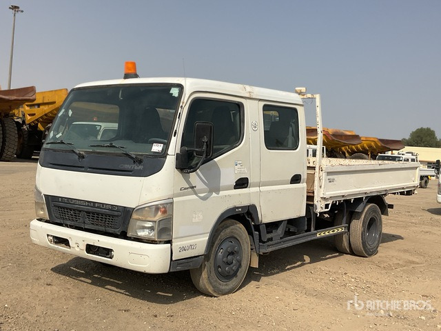 2010 Mitsubishi Canter 4x2 Crew Cab Flatbed Truck - Lava-kuorma-auto: kuva 2010 Mitsubishi Canter 4x2 Crew Cab Flatbed Truck - Lava-kuorma-auto 2010 Mitsubishi Canter 4x2 Crew Cab Flatbed Truck - Lava-kuorma-auto: kuva 2010 Mitsubishi Canter 4x2 Crew Cab Flatbed Truck - Lava-kuorma-auto