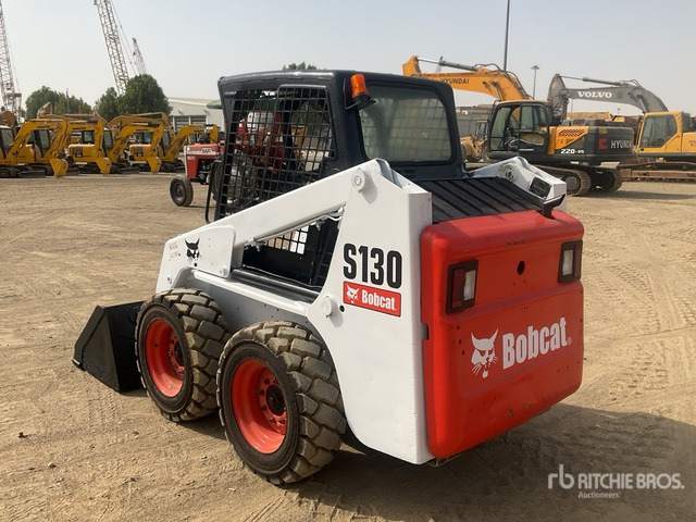 2011 Bobcat S130 - Liukuohjattu kuormaaja: kuva 2011 Bobcat S130 - Liukuohjattu kuormaaja 2011 Bobcat S130 - Liukuohjattu kuormaaja: kuva 2011 Bobcat S130 - Liukuohjattu kuormaaja