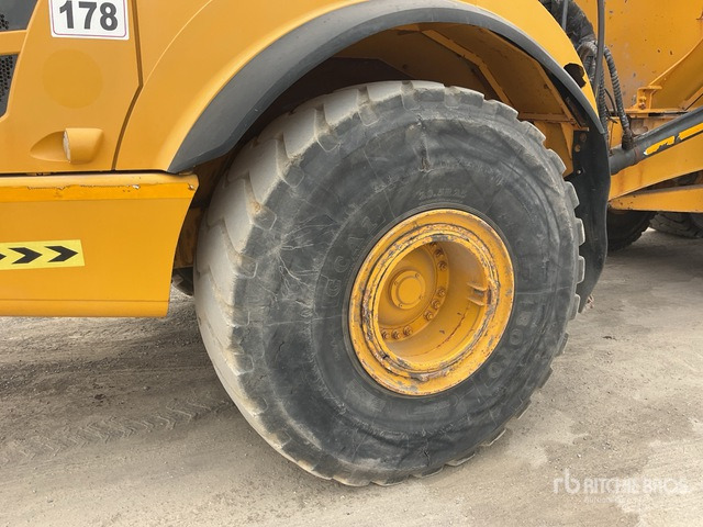 2011 Volvo A40F - Nivelkippiauto: kuva 2011 Volvo A40F - Nivelkippiauto 2011 Volvo A40F - Nivelkippiauto: kuva 2011 Volvo A40F - Nivelkippiauto