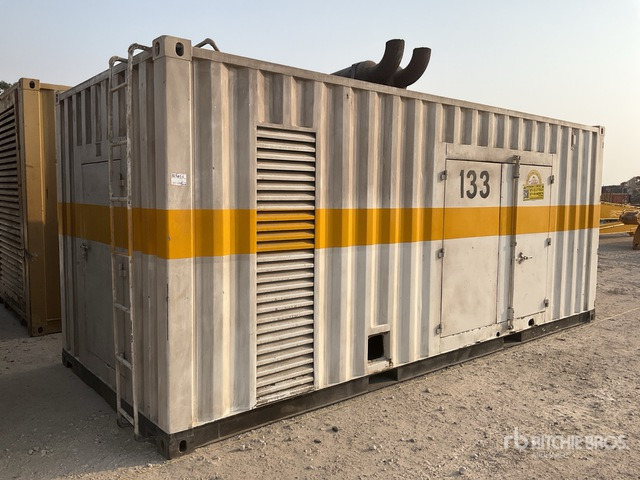 2012 Perkins 1000 kVA Containerized (Inoperable) Generator Set - Sähkögeneraattori: kuva 2012 Perkins 1000 kVA Containerized (Inoperable) Generator Set - Sähkögeneraattori 2012 Perkins 1000 kVA Containerized (Inoperable) Generator Set - Sähkögeneraattori: kuva 2012 Perkins 1000 kVA Containerized (Inoperable) Generator Set - Sähkögeneraattori