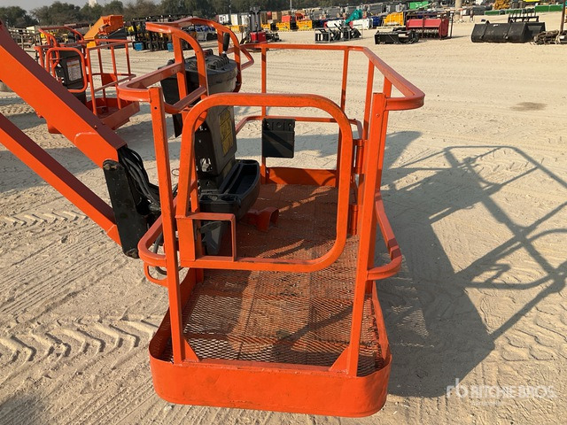 2013 JLG 1250AJP 4WD Diesel Articulating Boom Lift - Puomilava: kuva 2013 JLG 1250AJP 4WD Diesel Articulating Boom Lift - Puomilava 2013 JLG 1250AJP 4WD Diesel Articulating Boom Lift - Puomilava: kuva 2013 JLG 1250AJP 4WD Diesel Articulating Boom Lift - Puomilava