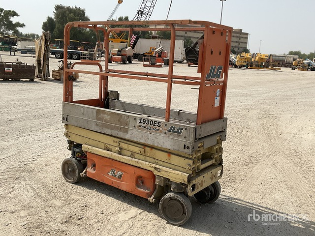 2013 JLG 1930ES Electric Scissor Lift - Saksilava: kuva 2013 JLG 1930ES Electric Scissor Lift - Saksilava 2013 JLG 1930ES Electric Scissor Lift - Saksilava: kuva 2013 JLG 1930ES Electric Scissor Lift - Saksilava