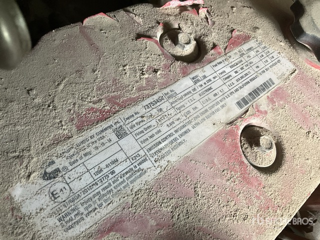 2015 Doosan HP750WCU-T4F Mobile (Inoperable) Air Compressor - Ilmakompressori: kuva 2015 Doosan HP750WCU-T4F Mobile (Inoperable) Air Compressor - Ilmakompressori 2015 Doosan HP750WCU-T4F Mobile (Inoperable) Air Compressor - Ilmakompressori: kuva 2015 Doosan HP750WCU-T4F Mobile (Inoperable) Air Compressor - Ilmakompressori