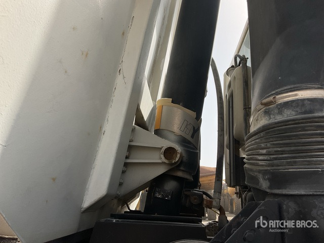 2015 JAC HFC3314KR1 8x4 Twin-Steer Tri/A Dump Truck - Kippiauto kuorma-auto: kuva  2015 JAC HFC3314KR1 8x4 Twin-Steer Tri/A Dump Truck - Kippiauto kuorma-auto 2015 JAC HFC3314KR1 8x4 Twin-Steer Tri/A Dump Truck - Kippiauto kuorma-auto: kuva  2015 JAC HFC3314KR1 8x4 Twin-Steer Tri/A Dump Truck - Kippiauto kuorma-auto