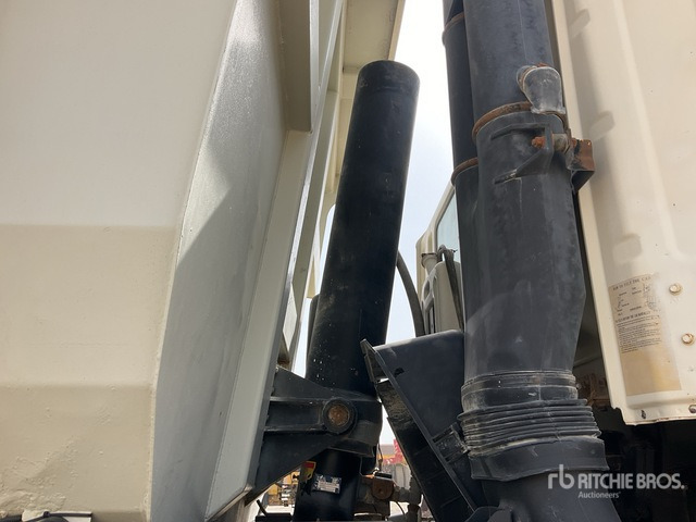 2015 JAC HFC3314KR1 8x4 Twin-Steer Tri/A Dump Truck - Kippiauto kuorma-auto: kuva  2015 JAC HFC3314KR1 8x4 Twin-Steer Tri/A Dump Truck - Kippiauto kuorma-auto 2015 JAC HFC3314KR1 8x4 Twin-Steer Tri/A Dump Truck - Kippiauto kuorma-auto: kuva  2015 JAC HFC3314KR1 8x4 Twin-Steer Tri/A Dump Truck - Kippiauto kuorma-auto