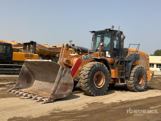 2016 Case 1021F - Pyöräkuormaaja: kuva  2016 Case 1021F - Pyöräkuormaaja 2016 Case 1021F - Pyöräkuormaaja: kuva  2016 Case 1021F - Pyöräkuormaaja