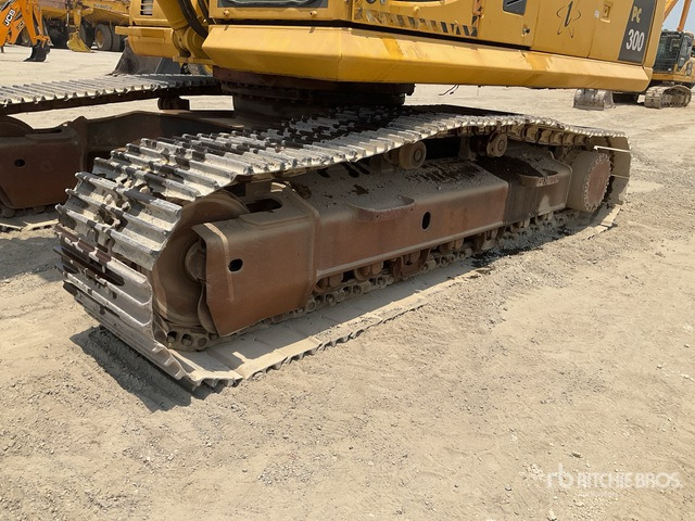2017 Komatsu PC300-8M0 - Telakaivukone: kuva 2017 Komatsu PC300-8M0 - Telakaivukone 2017 Komatsu PC300-8M0 - Telakaivukone: kuva 2017 Komatsu PC300-8M0 - Telakaivukone