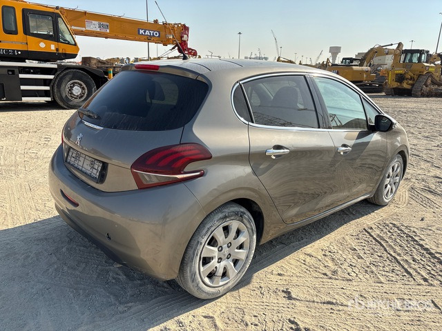 2017 Peugeot 208 Automobile - Henkilöauto: kuva 2017 Peugeot 208 Automobile - Henkilöauto 2017 Peugeot 208 Automobile - Henkilöauto: kuva 2017 Peugeot 208 Automobile - Henkilöauto