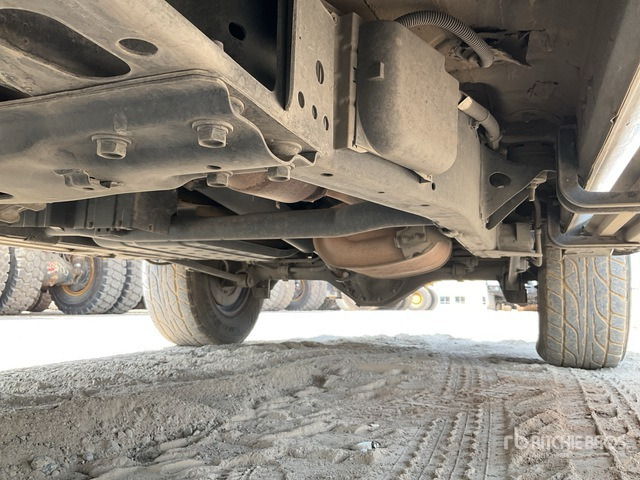 2018 Nissan Patrol GL 4x4 SUV - Maasturi/ Katumaasturi: kuva  2018 Nissan Patrol GL 4x4 SUV - Maasturi/ Katumaasturi 2018 Nissan Patrol GL 4x4 SUV - Maasturi/ Katumaasturi: kuva  2018 Nissan Patrol GL 4x4 SUV - Maasturi/ Katumaasturi