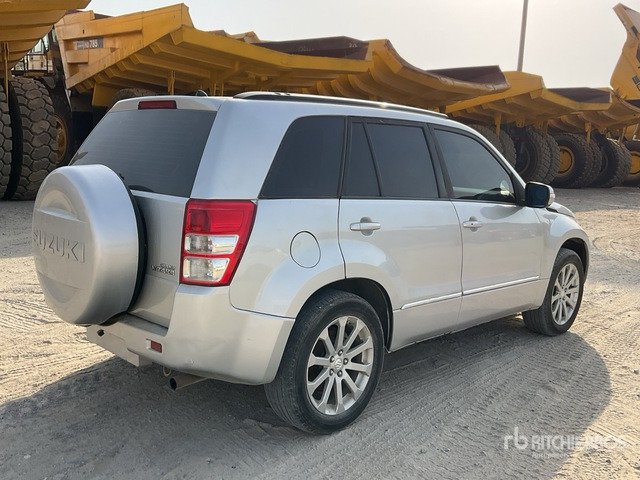 2018 Suzuki Grand Vitara 4x4 SUV - Maasturi/ Katumaasturi: kuva 2018 Suzuki Grand Vitara 4x4 SUV - Maasturi/ Katumaasturi 2018 Suzuki Grand Vitara 4x4 SUV - Maasturi/ Katumaasturi: kuva 2018 Suzuki Grand Vitara 4x4 SUV - Maasturi/ Katumaasturi