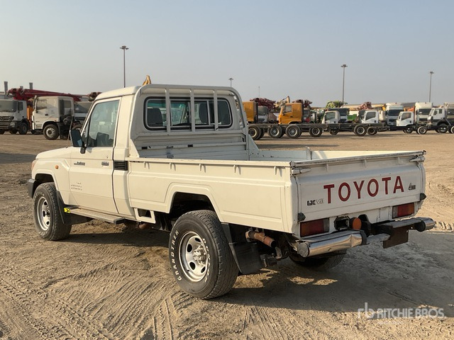 2018 Toyota Land Cruiser 79L 4x4 Pickup - Avolava-auto: kuva 2018 Toyota Land Cruiser 79L 4x4 Pickup - Avolava-auto 2018 Toyota Land Cruiser 79L 4x4 Pickup - Avolava-auto: kuva 2018 Toyota Land Cruiser 79L 4x4 Pickup - Avolava-auto