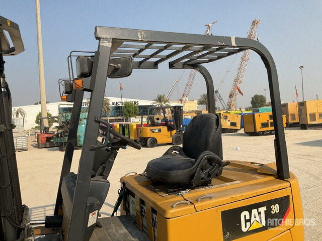 2019 Cat EP30CA1 3 ton Electric Forklift - Sähkötrukki: kuva 2019 Cat EP30CA1 3 ton Electric Forklift - Sähkötrukki 2019 Cat EP30CA1 3 ton Electric Forklift - Sähkötrukki: kuva 2019 Cat EP30CA1 3 ton Electric Forklift - Sähkötrukki