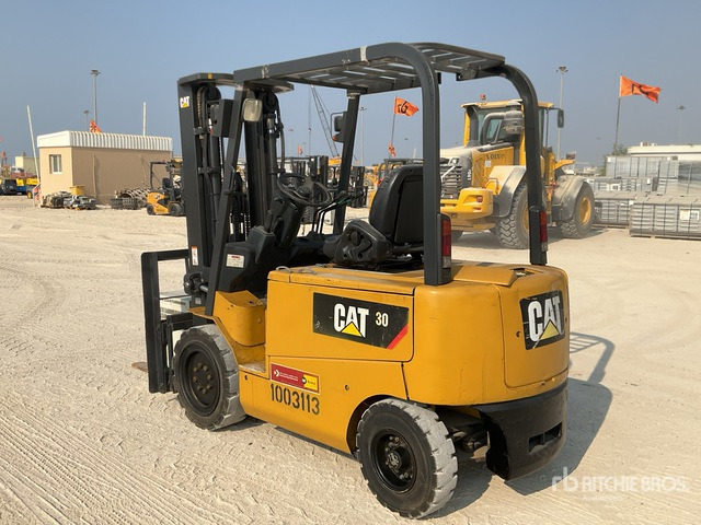 2019 Cat EP30CA1 3 ton Electric Forklift - Sähkötrukki: kuva 2019 Cat EP30CA1 3 ton Electric Forklift - Sähkötrukki 2019 Cat EP30CA1 3 ton Electric Forklift - Sähkötrukki: kuva 2019 Cat EP30CA1 3 ton Electric Forklift - Sähkötrukki