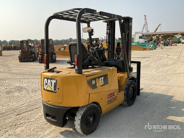 2019 Cat EP30CA1 3 ton Electric Forklift - Sähkötrukki: kuva 2019 Cat EP30CA1 3 ton Electric Forklift - Sähkötrukki 2019 Cat EP30CA1 3 ton Electric Forklift - Sähkötrukki: kuva 2019 Cat EP30CA1 3 ton Electric Forklift - Sähkötrukki