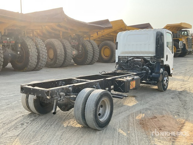 2019 Isuzu NPR 4x2 Cab and Chassis - Kuorma-auto alusta: kuva 2019 Isuzu NPR 4x2 Cab and Chassis - Kuorma-auto alusta 2019 Isuzu NPR 4x2 Cab and Chassis - Kuorma-auto alusta: kuva 2019 Isuzu NPR 4x2 Cab and Chassis - Kuorma-auto alusta