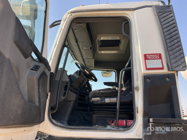 2019 Renault K440 8x4 Twin-Steer Mixer Truck - Betoniauto: kuva 2019 Renault K440 8x4 Twin-Steer Mixer Truck - Betoniauto 2019 Renault K440 8x4 Twin-Steer Mixer Truck - Betoniauto: kuva 2019 Renault K440 8x4 Twin-Steer Mixer Truck - Betoniauto