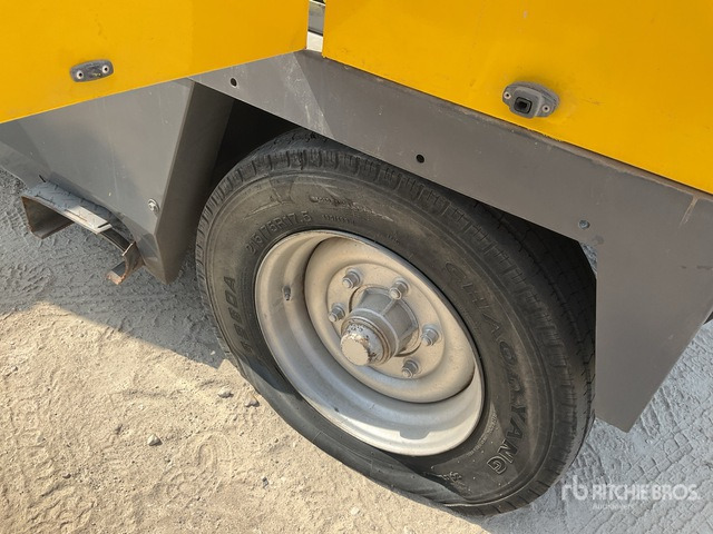 2020 Atlas Copco XRVS1350 CD Mobile Air Compressor - Ilmakompressori: kuva 2020 Atlas Copco XRVS1350 CD Mobile Air Compressor - Ilmakompressori 2020 Atlas Copco XRVS1350 CD Mobile Air Compressor - Ilmakompressori: kuva 2020 Atlas Copco XRVS1350 CD Mobile Air Compressor - Ilmakompressori