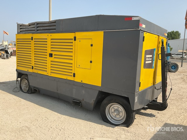2020 Atlas Copco XRVS1350 CD Mobile Air Compressor - Ilmakompressori: kuva 2020 Atlas Copco XRVS1350 CD Mobile Air Compressor - Ilmakompressori 2020 Atlas Copco XRVS1350 CD Mobile Air Compressor - Ilmakompressori: kuva 2020 Atlas Copco XRVS1350 CD Mobile Air Compressor - Ilmakompressori