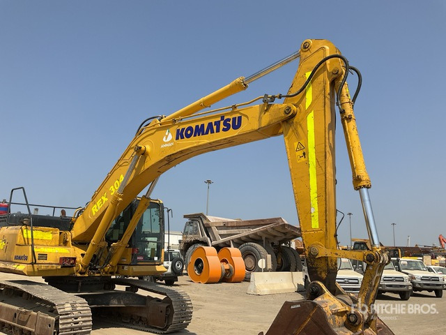2021 Komatsu PC300-8M0 Tracked Excavator - Telakaivukone: kuva 2021 Komatsu PC300-8M0 Tracked Excavator - Telakaivukone 2021 Komatsu PC300-8M0 Tracked Excavator - Telakaivukone: kuva 2021 Komatsu PC300-8M0 Tracked Excavator - Telakaivukone
