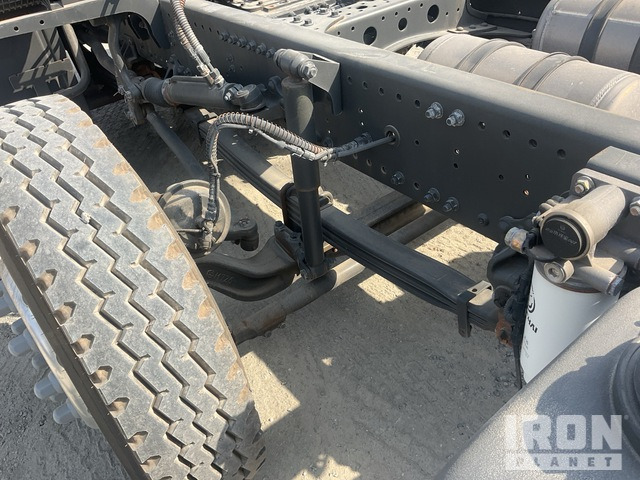 2022 XCMG XGA3310D6SEX 8x4 Twin-Steer (Unused) Cab & Chassis - Kuorma-auto alusta: kuva  2022 XCMG XGA3310D6SEX 8x4 Twin-Steer (Unused) Cab & Chassis - Kuorma-auto alusta 2022 XCMG XGA3310D6SEX 8x4 Twin-Steer (Unused) Cab & Chassis - Kuorma-auto alusta: kuva  2022 XCMG XGA3310D6SEX 8x4 Twin-Steer (Unused) Cab & Chassis - Kuorma-auto alusta