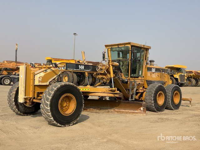 Cat 14H - Tiehöylä: kuva Cat 14H - Tiehöylä Cat 14H - Tiehöylä: kuva Cat 14H - Tiehöylä