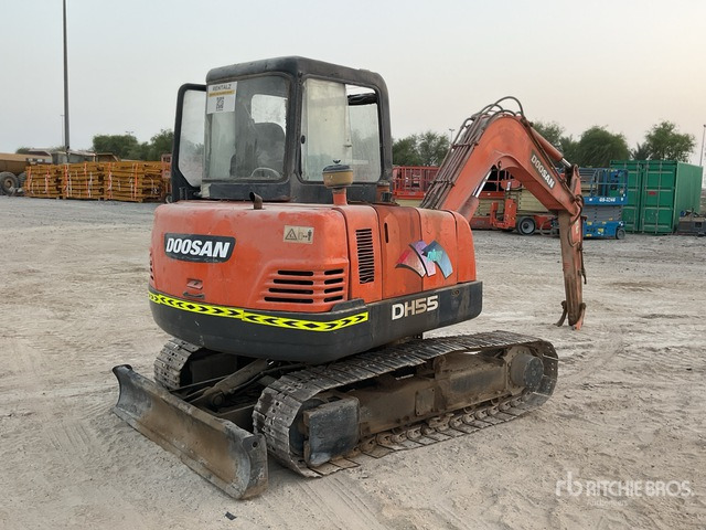 Doosan DH55 - Minikuormaaja: kuva Doosan DH55 - Minikuormaaja Doosan DH55 - Minikuormaaja: kuva Doosan DH55 - Minikuormaaja