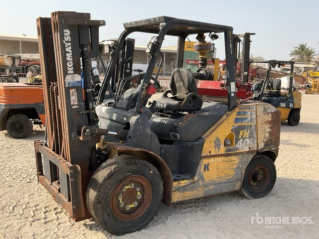 Komatsu FH40-1 - Dieseltrukki: kuva Komatsu FH40-1 - Dieseltrukki Komatsu FH40-1 - Dieseltrukki: kuva Komatsu FH40-1 - Dieseltrukki